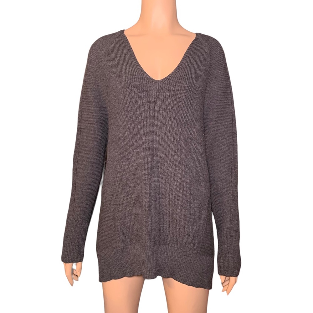 Athleta Womens Hanover Sweater Merino Wool Blend V-Neck Hi-Low Gray 159164 XS